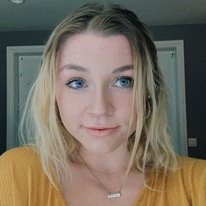 Meet your Posher, Michaela